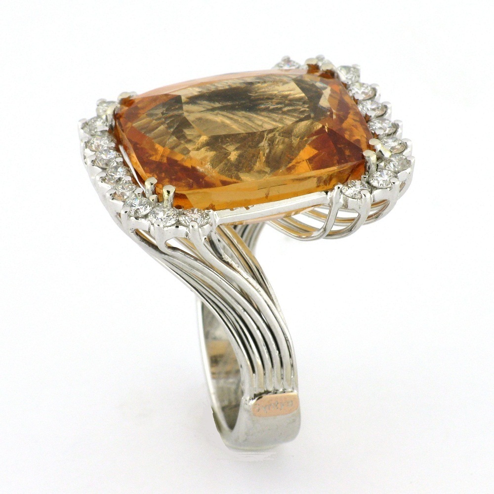 Anello con Diamanti e Granato Mandarino